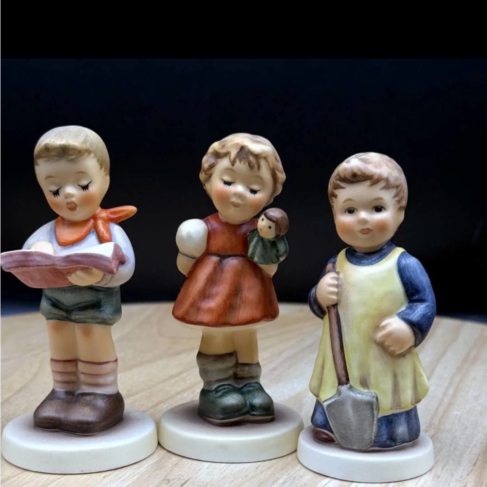 Hummel Kids Figurine Set - 3 for the price of one.